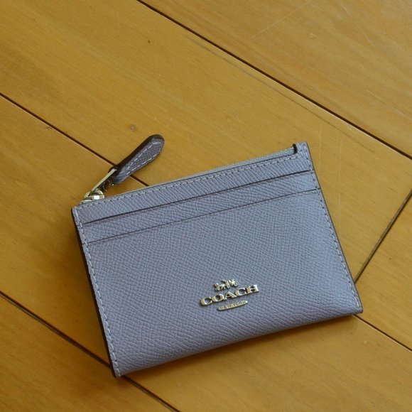 Coach Accessories - Coach 88250 Mini Skinny Id Case